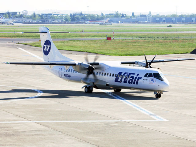 Сначала трудности возникли у экипажа среднемагистрального самолета ATR 72 компании UTair