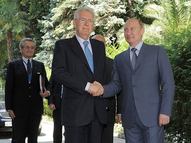 В ходе встречи с премьером-министром Италии Марио Монти президент РФ Владимир Путин заявил, что свержение режима сирийского президента Башара Асада лишь подстегнет новый виток гражданской войны в этой стране