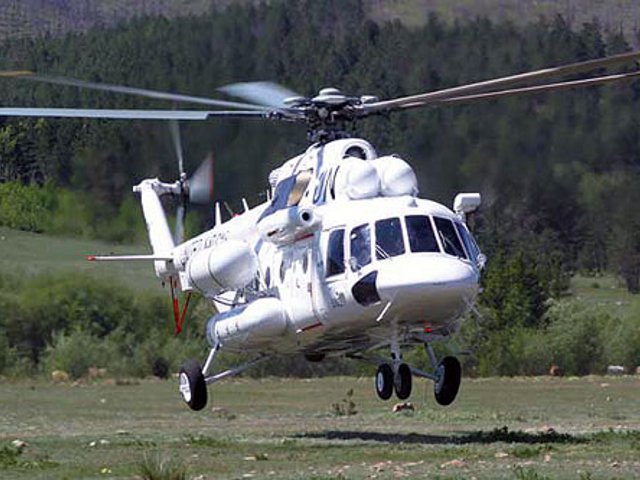 Вертолет Ми-171 авиакомпании "Алроса" после вылета вернулся в аэропорт города Мирный в Якутии из-за сигнала о неисправности