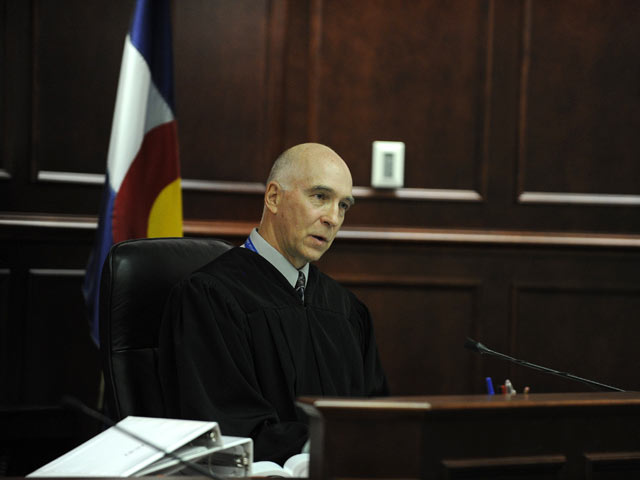 Решение было принято главным судьей округа Арапахо Уильямом Сильвестром