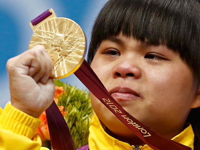 Тежелоатлетка Зульфия Чиншанло принесла Казахстану второе золото Олимпиады