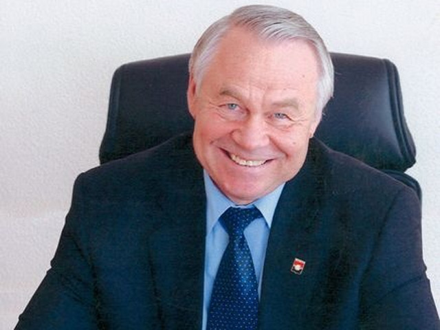 Глава города Кемерово Владимир Михайлов, занимающий свой пост с 1996 года, то есть на протяжении 16 лет, намерен уйти в отставку