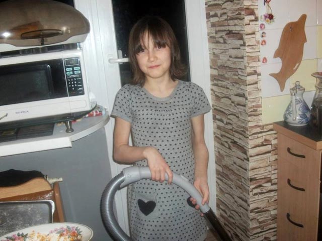 Следствие опровергает информацию некоторых СМИ о том, что убитая и изнасилованная в Пятигорске 9-летняя Аня Прокопенко вела виртуальные романы со взрослыми мужчинами в социальных сетях