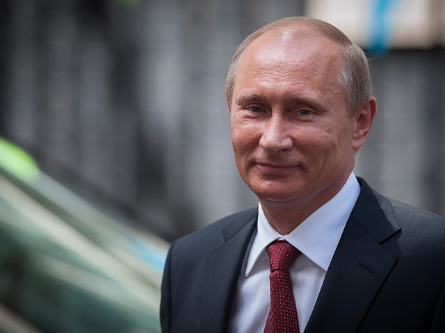 Президент России Владимир Путин, прибывший в Лондон впервые за последние семь лет, после встречи с премьер-министром Великобритании Дэвидом Кэмероном отметил точки совпадения в оценке ситуации вокруг Сирии между Москвой и Лондоном