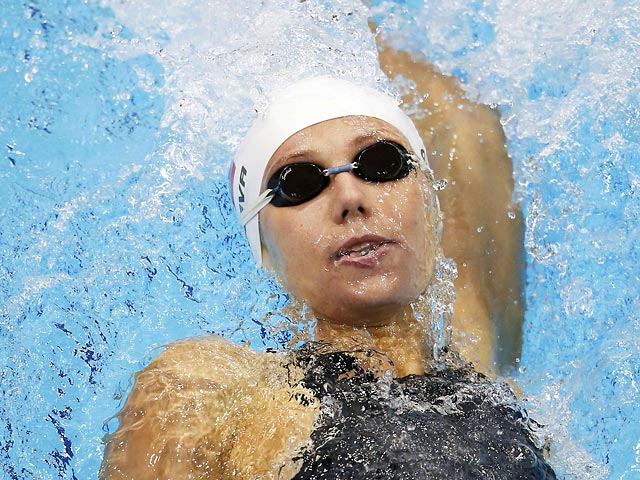 Россиянка Анастасия Зуева финишировала второй в финальном заплыве на дистанции 200 метров на спине олимпийского турнира по плаванию