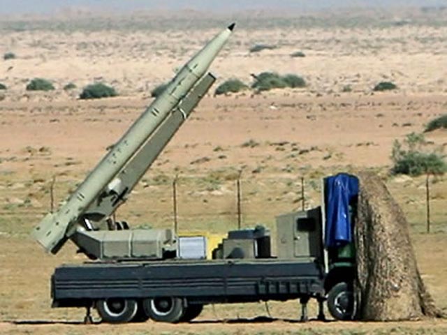 Иран провел успешное испытание усовершенствованной баллистической ракеты малой дальности "Фатех-110". Увеличилась не только дальность полета, которая составляет теперь 300 км, но и точность