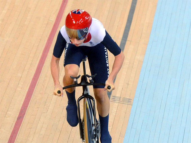 В Лондоне, где продолжается олимпийский турнир по велоспорту на треке, разыгран комплект медалей в женском омниуме