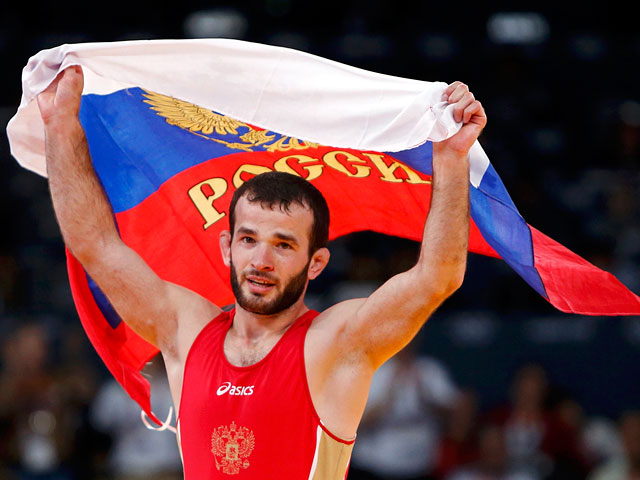 Российский борец вольного стиля Джамал Отарсултанов стал олимпийским чемпионом по вольной борьбе в весовой категории до 55 кг.