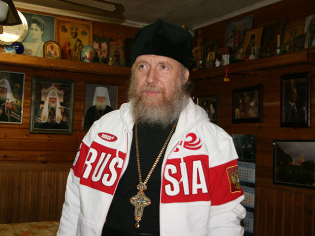 На Олимпийских играх в Лондоне вместе с российской сборной с первых дней находился ее духовник архимандрит Сильвестр (Лукашенко)
