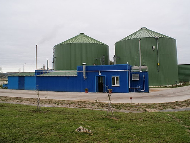 В Мордовии в поселке Ромодановское началось строительство крупнейшей в России биогазовой электростанции, которая будет работать на свекольном жоме и отходах жизнедеятельности рогатого скота