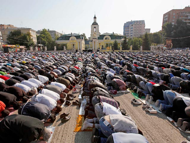 На праздник Ураза-байрам в Москве откроют дополнительные площадки для молитвы мусульман