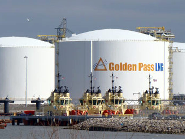 ExxonMobil и Qatar Petroleum, владеющие 30% и 70% в регазификационном терминале Golden Pass Products в Техасе, планируют строительство второй очереди терминала