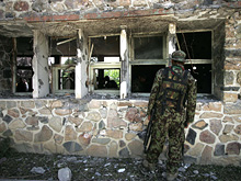 В понедельник, 27 августа, в южной афганской провинции Гельменд боевики радикального движения "Талибан" атаковали один из блокпостов правительственных войск, убив как минимум десять солдат