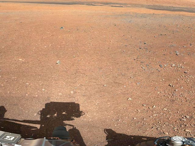 Марсоход Curiosity стал первым автоматическим зондом, который воспроизвел аудиотрансляцию с записью человеческого голоса с Земли на поверхности другой планеты и передал ее обратно