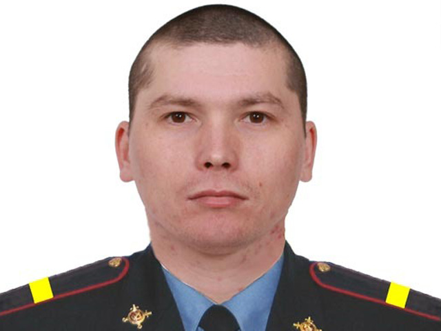 В Свердловской области старший сержант полиции, приехав по, казалось бы, рядовому вызову, стал жертвой пьяного пожилого дебошира