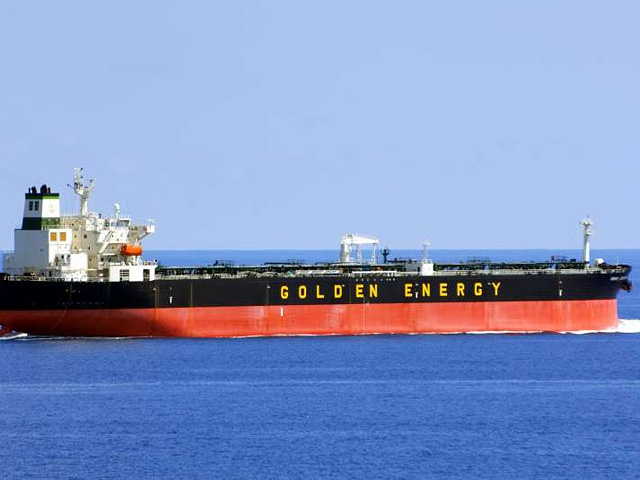 Нефтяной танкер с российским экипажем на борту, захваченный пиратами в Гвинейском заливе, освобожден