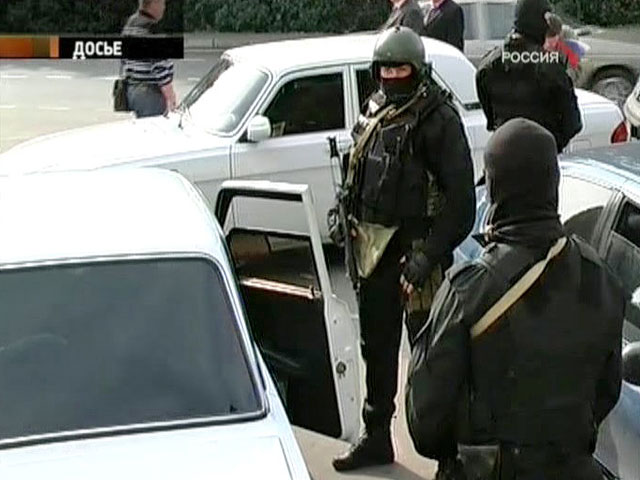На речном вокзале Абакана полиция разогнала сходку красноярских и хакасских мафиози: 12 задержанных