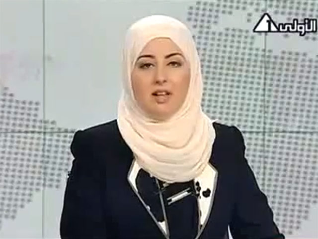 В воскресенье Фатма Набил, которой в течение 25 лет запрещали работать на государственном телевидении, появилась в эфире телеканала с покрытой головой