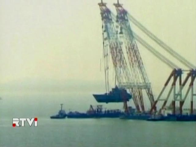 Причиной кораблекрушения южнокорейского корвета "Чхонан", затонувшего 26 марта 2010 года в Желтом море, мог быть подводный взрыв южнокорейской мины 1970-х годов