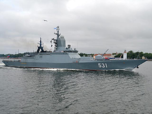 Корвет Балтийского флота РФ "Сообразительный", спущенный на воду всего два года назад, был вынужден выйти из международных военно-морских учений "Данекс-Ноко-2012" из-за пожара на борту