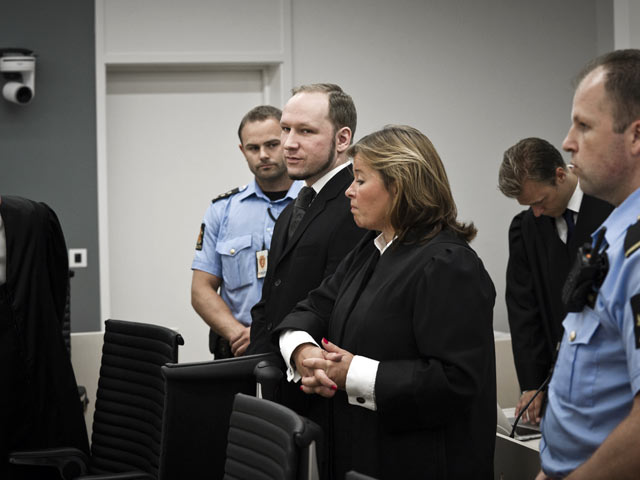 Полиция Норвегии объявила, что больше не будет продолжать поиск предполагаемых сообщников террориста Андерса Брейвика, приговоренного в конце августа минимум к 21 году тюремного заключения за убийство 77 человек