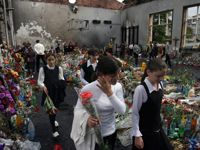 Третьего сентября 2004 года состоялся штурм здания школы N1 в Беслане, которое было захвачено террористами в День знаний