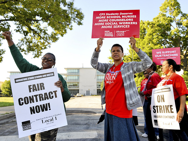 Профсоюз учителей Чикаго, объединяющий около 26 тысяч человек, объявил забастовку