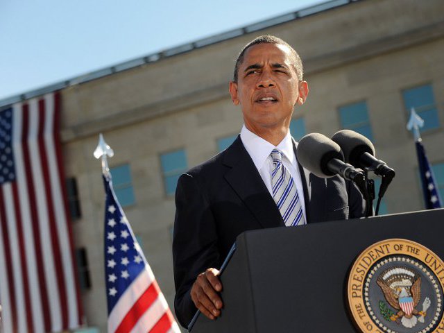 Террористические атаки 11 сентября 2001 года объединили американский народ, заявил президент США Барак Обама на церемонии поминовения жертв теракта в Пентагоне