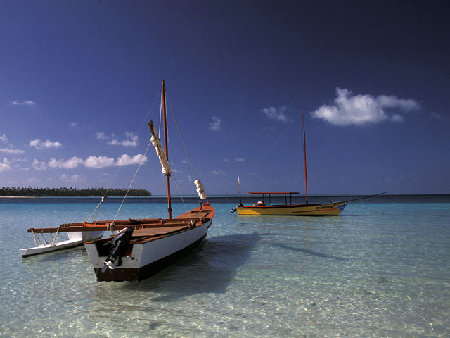 Рыбак из Карибати провел целое лето в Тихом океане, сам того не желая: из-за поломки двигателя рыбалка, начавшая в конце мая, закончилась только в сентябре
