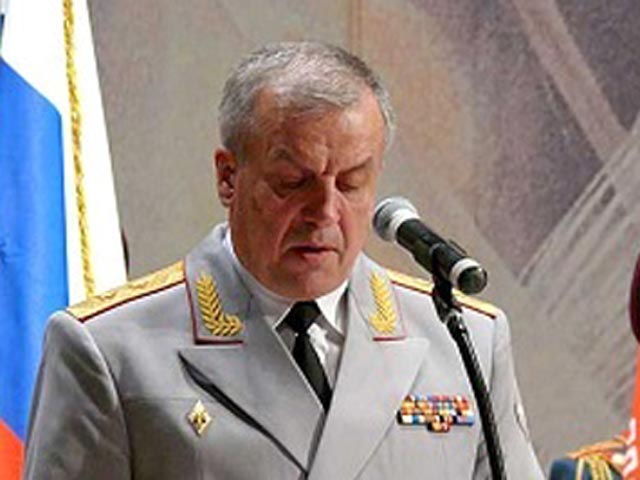 Начальник штаба Южного военного округа генерал-лейтенант Николай Переслегин, едва избежав одного уголовного дела, стал фигурантом новых двух