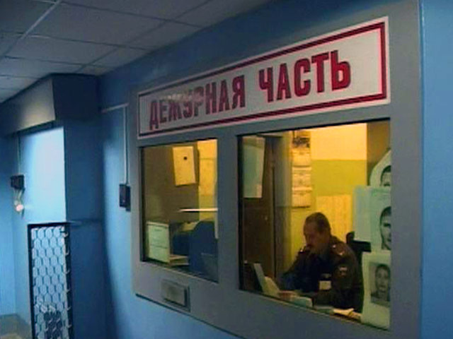 В ходе расследования обстоятельств массовой потасовки, произошедшей на железнодорожной станции "Ржевка" в Петербурге, выяснилось, что в ней приняли участие сотрудники элитного подразделения полиции