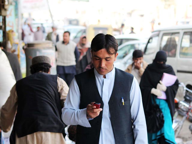 Пакистанцев в День любви к пророку Мухаммеду лишили сотовой связи