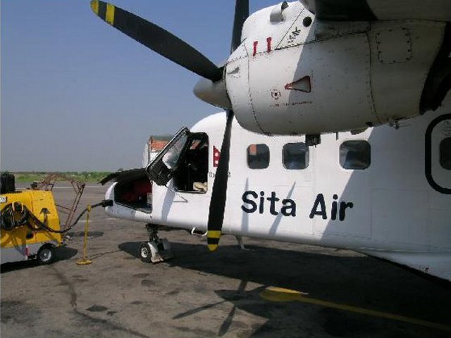 В Непале разбился самолет авиакомпании Sita Air с 16 пассажирами и тремя членами экипажа на борту