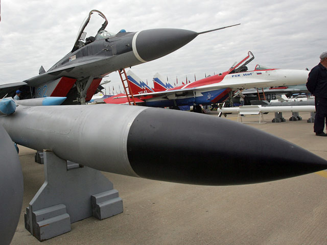 СМИ: РФ заработает миллиарды на поставках военной техники в Ирак после американской войны