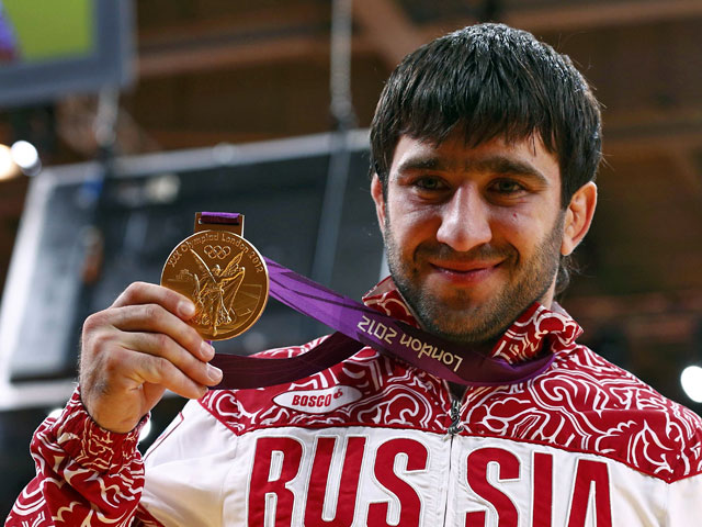 Олимпийский чемпион Лондона по дзюдо в весовой категории до 73 кг Мансур Исаев 