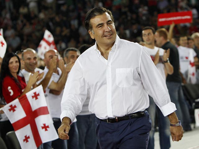 Саакашвили собрал рекордный митинг на стадионе
