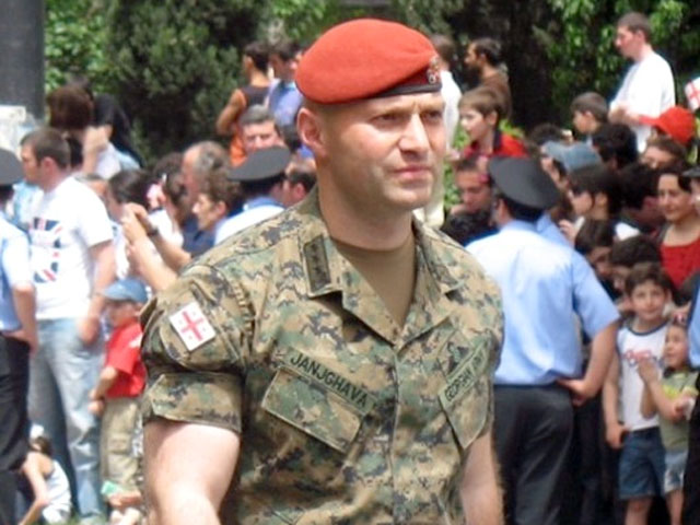 Грузинские власти полтора месяца назад арестовали оппозиционно настроенного полковника Минобороны Грузии Николоза Джанджгаву