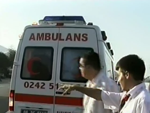 В турецкой Анталье в пятницу в результате ДТП с автобусом, перевозившим российских туристов, один человек погиб, еще 24 получили ранения различной степени тяжести