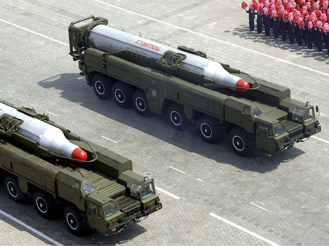 На это в Пхеньяне заявляют, что Вооруженные силы страны располагают ракетами, способными достичь территории США