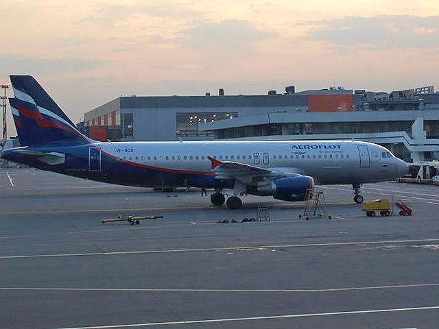 Конфликт аэропорта "Шереметьево" и его базового перевозчика "Аэрофлота" разрешился подписанием соглашения о стратегическом партнерстве