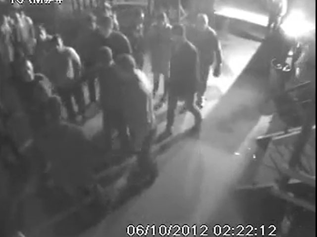 надпись на русском на футболки у нерусского