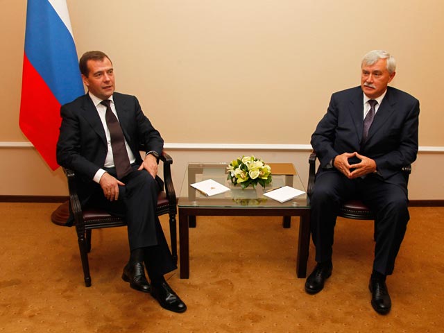Дмитрий Медведев и Георгий Полтавченко, 10 октября 2012 года