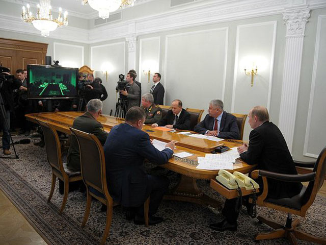 Владимир Путин провел совещание с участниками контртеррористических операций