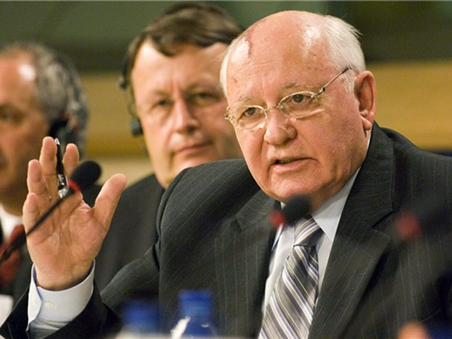 Главный раввин России пригласил Горбачева в открывающийся еврейский музей