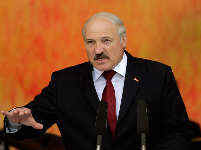 Президент Белоруссии Александр Лукашенко дал интервью британской газете The Independent, в котором рассказал о своем младшем сыне Коле, признался, что в свое время был посредником между американцами и Саддамом Хусейном