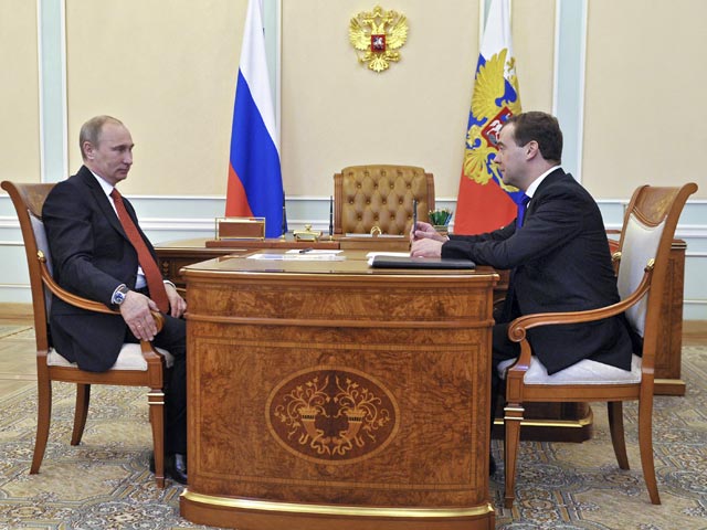 Путин велел Медведеву оформить директивы по ТНК-BP
