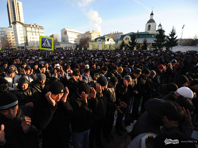 На время празднования Курбан-байрама движение по некоторым улицам Москвы перекроют