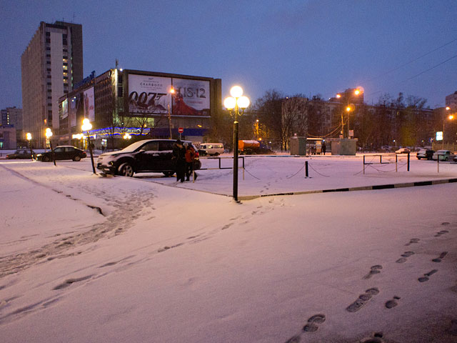 Ночной снегопад в Москве