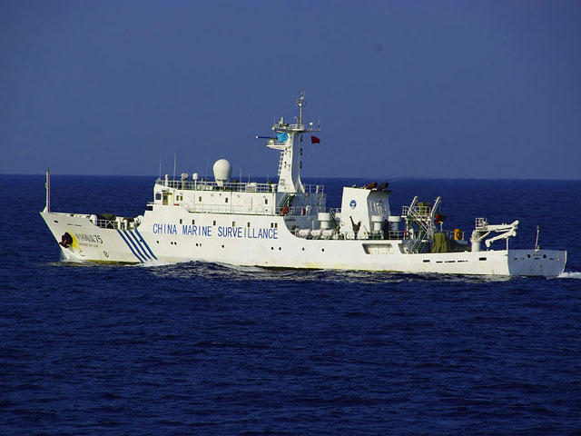 Китайские корабли вошли в зону у спорных островов Сенкаку