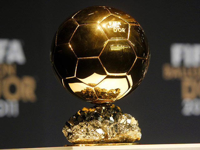 Стал известен сокращенный список претендентов на награду лучшему футболисту 2012 года "Золотой мяч"